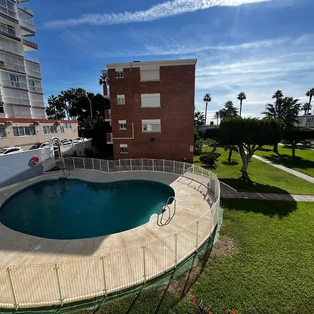 Sunshine By The Sea Apartament *